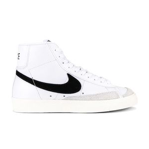 Blazer Mid '77 Vintage in White & Black